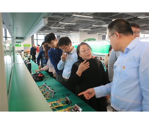 領導視察工作情況